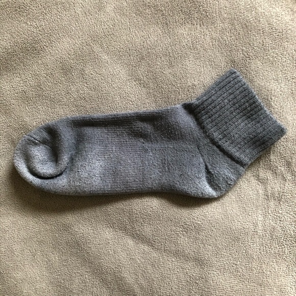 32 Degrees Cool Quarter Length Gray Socks Men’s Shoe Size 6-10 (6 Pairs) - Picture 7 of 12